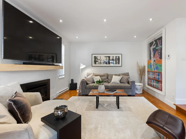 3111 West 6th Avenue, Vancouver, BC, V6K 1X5 - 4