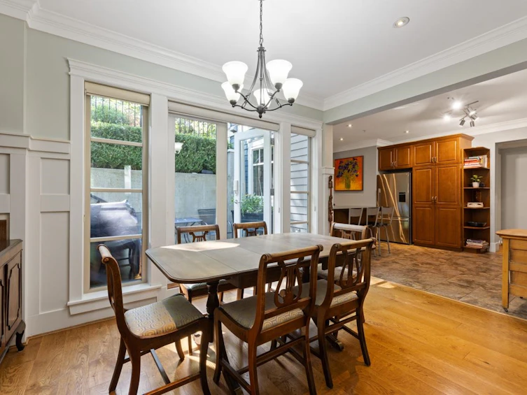 281 W 13th Avenue, Vancouver, BC, V5Y 1W1 - 9