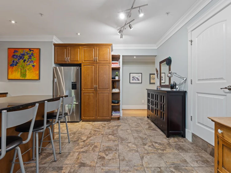 281 W 13th Avenue, Vancouver, BC, V5Y 1W1 - 12