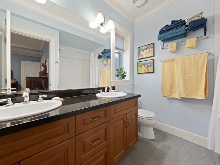 281 W 13th Avenue, Vancouver, BC, V5Y 1W1 - 15