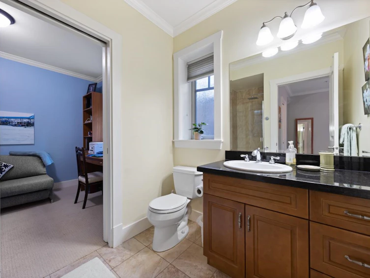 281 W 13th Avenue, Vancouver, BC, V5Y 1W1 - 16