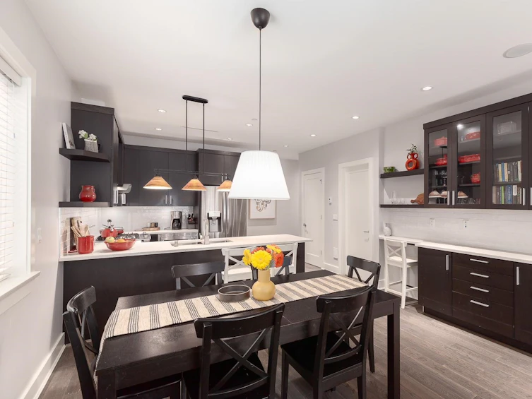 874 East 13th Avenue, Vancouver, BC, V5T 2L5 - 11