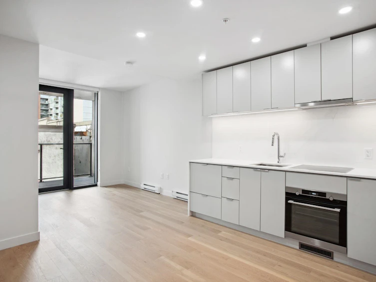 502-239 Keefer Street, Vancouver, BC, V6A 1X6 - 8