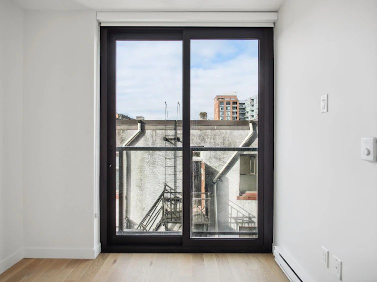 502-239 Keefer Street, Vancouver, BC, V6A 1X6 - 11