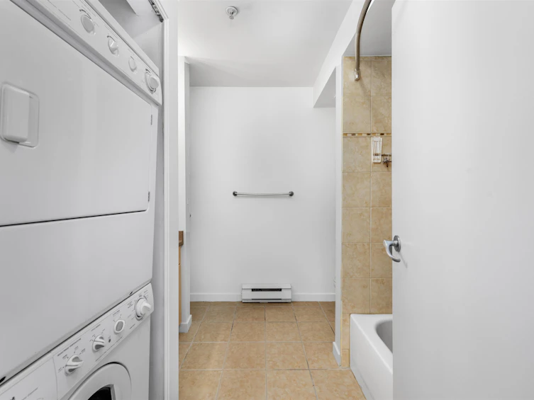 406-2891 E Hastings Street, Vancouver, BC, V5K 5J8 - 10