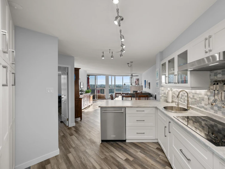 1401-1245 Quayside Drive, New Westminster, BC, V3M 6J6 - 6