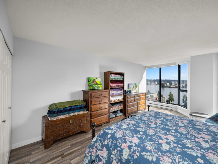 1401-1245 Quayside Drive, New Westminster, BC, V3M 6J6 - 16