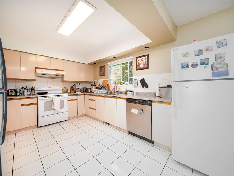 6131 No. 2 Road, Richmond, BC, V7C 3L3 - 10