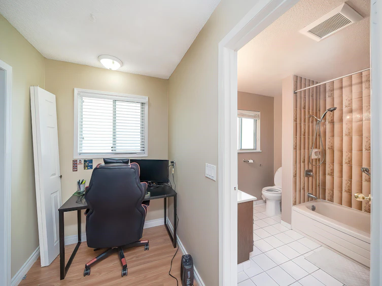 6131 No. 2 Road, Richmond, BC, V7C 3L3 - 18