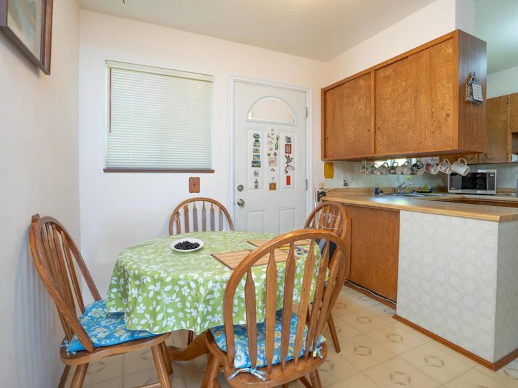 305 54a Street, Delta, BC, V4M 3J2 - 12