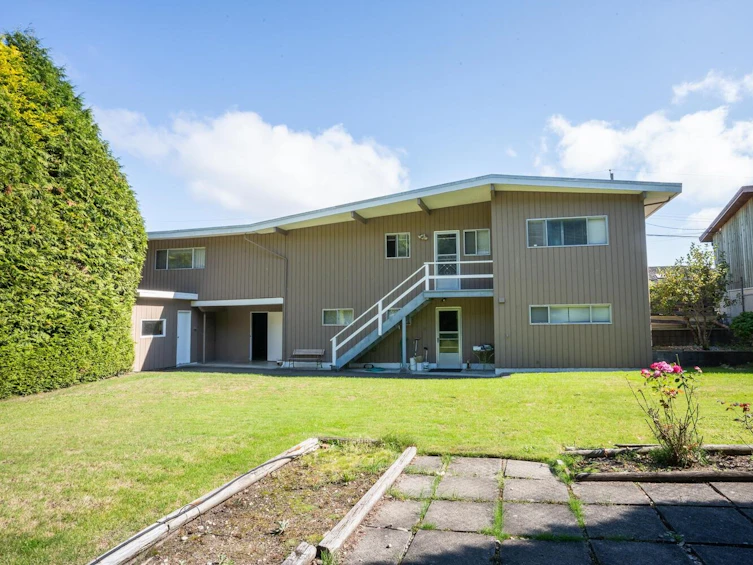 305 54a Street, Delta, BC, V4M 3J2 - 26