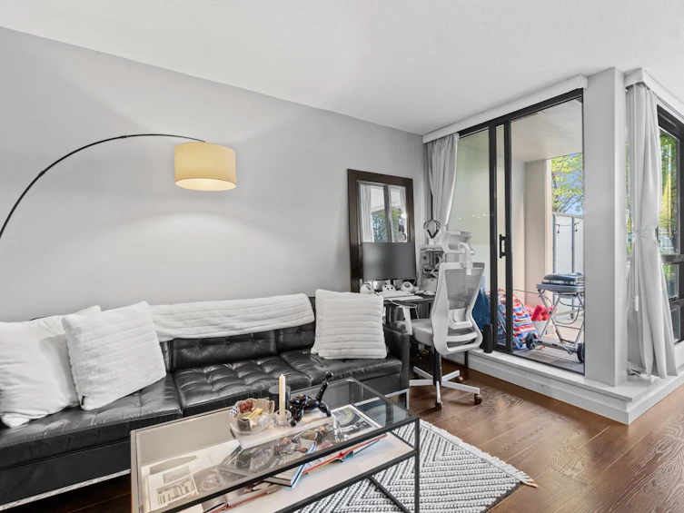 1111-933 Hornby Street, Vancouver, BC, V6Z 3G4 - 4