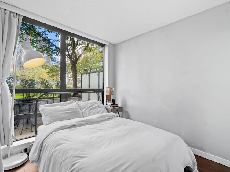 1111-933 Hornby Street, Vancouver, BC, V6Z 3G4 - 6