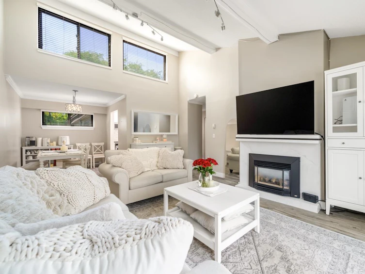 210-11771 King Road, Richmond, BC, V7A 3B5 - 2