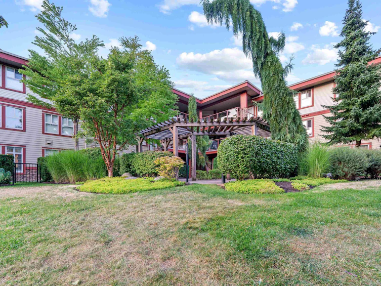 310-3355 Rosemary Heights Drive, Surrey, BC, V3Z 2H5 - 31