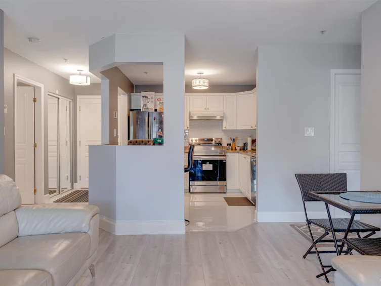 202-33480 George Ferguson Way, Abbotsford, BC, V2S 8G1 - 8