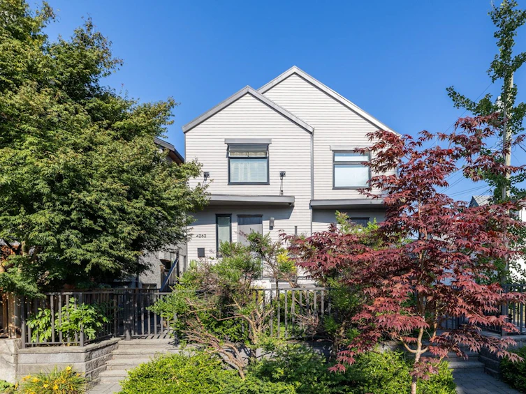 4268 Inverness Street, Vancouver, BC, V5V 4W8 - 2