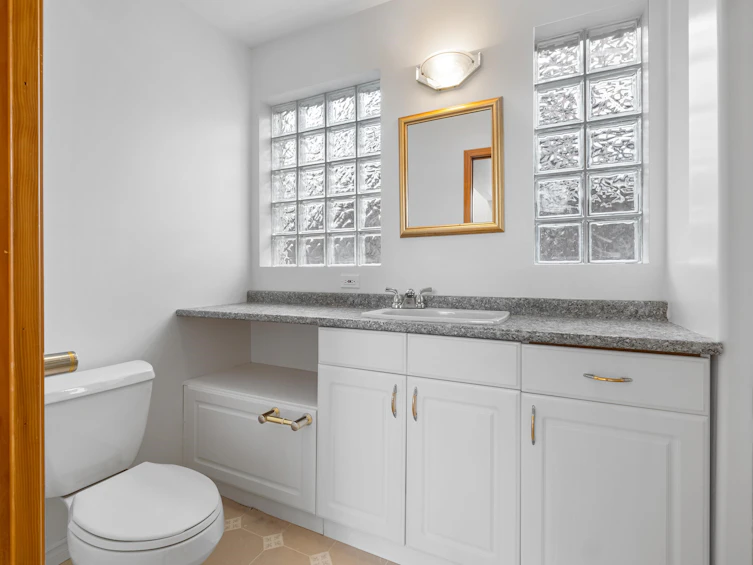 2740 Chesterfield Avenue, North Vancouver, BC, V7N 3M4 - 21