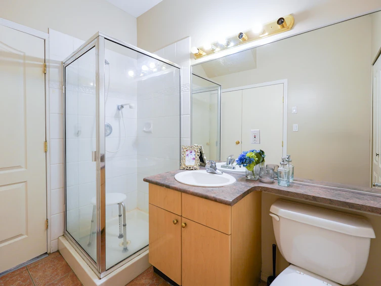 7668 Bennett Road, Richmond, BC, V6Y 1N2 - 15