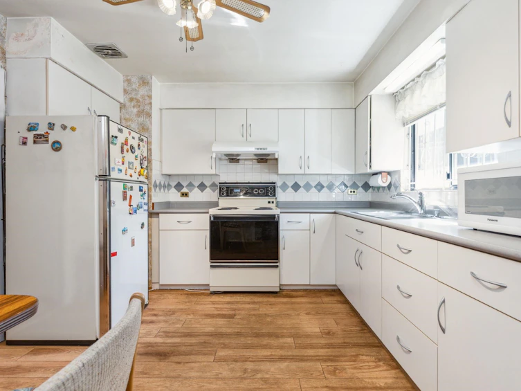 7310 Burris Street, Burnaby, BC, V5E 1Y3 - 6
