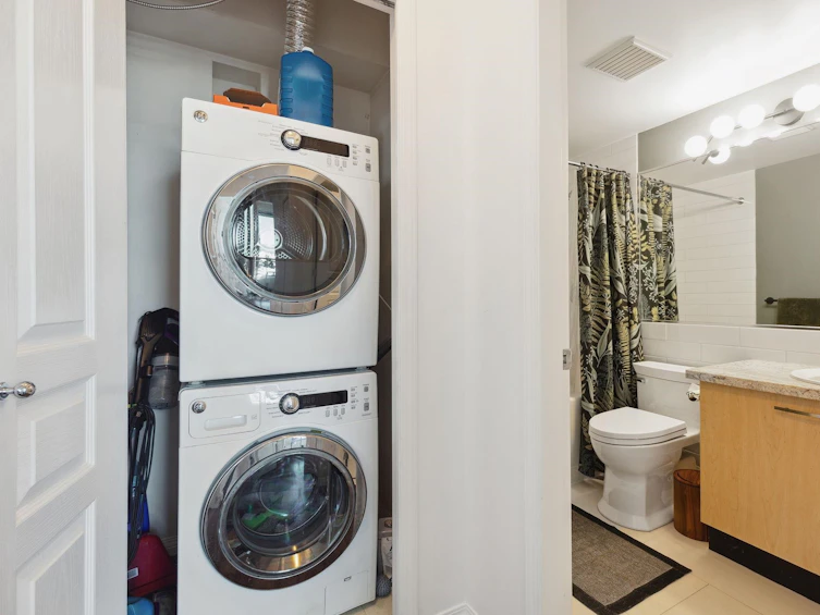 1005-1575 West 10 Avenue, Vancouver, BC, V6J 5K8 - 19