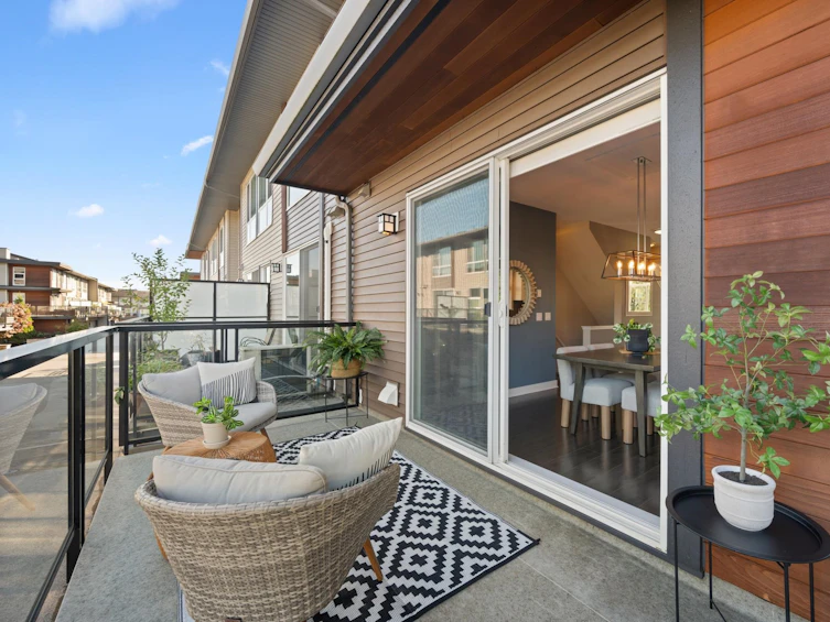 15-16223 23a, Surrey, BC, V3Z 6P4 - 24