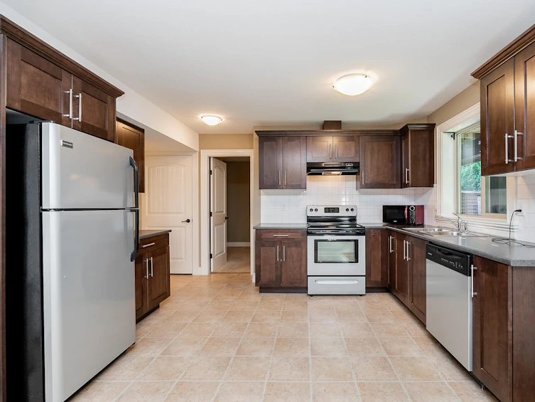 1209 Burkemont Place, Coquitlam, BC, V3B 0C8 - 26