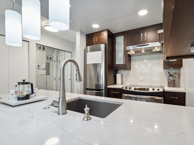 308-811 Helmcken Street, Vancouver, BC, V6Z 1B1 - 4