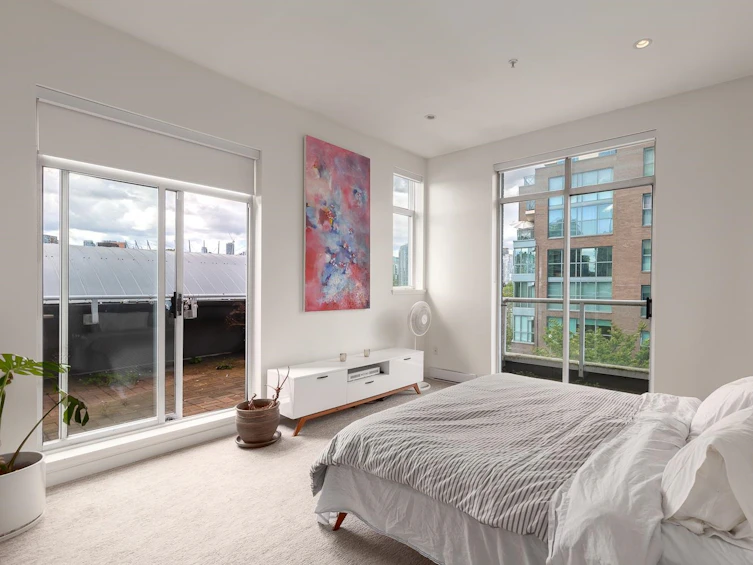 1228 Quebec Street, Vancouver, BC, V6A 4G7 - 25