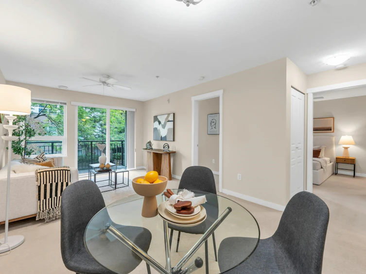 215-9399 Tomicki Avenue, Richmond, BC, V6X 0H6 - 8