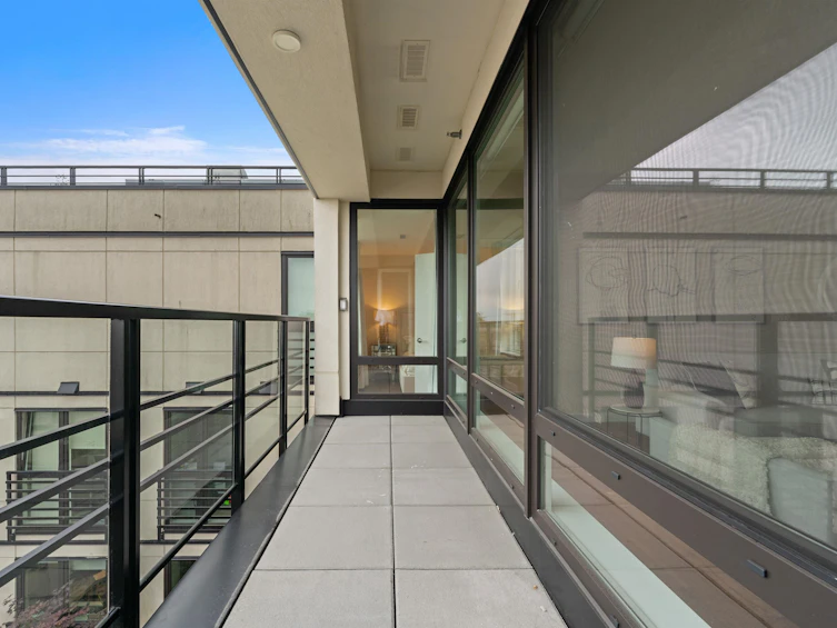 302-4488 Cambie Street, Vancouver, BC, V5Y 0M2 - 24
