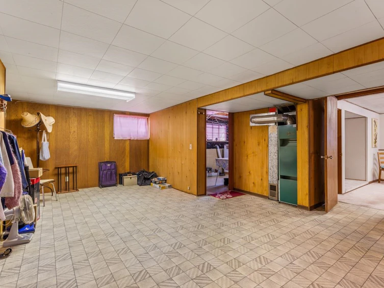 2721 E 22nd Avenue, Vancouver, BC, V5M 2X8 - 13