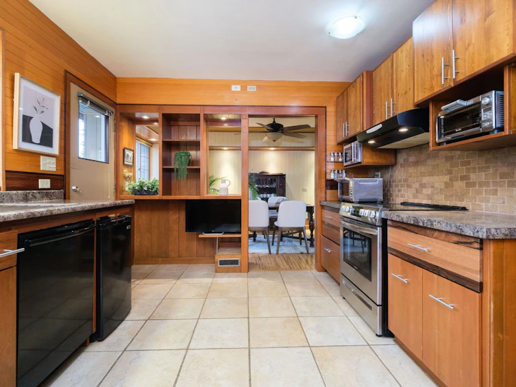 6267 Dawson Street, Burnaby, BC, V5B 2W5 - 12