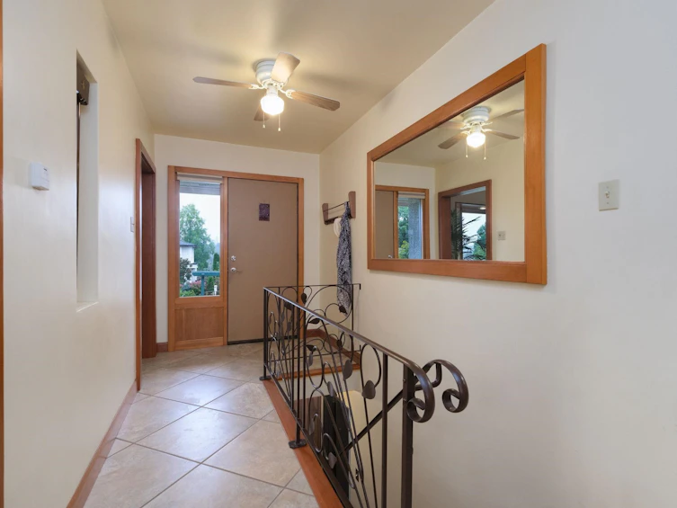 6267 Dawson Street, Burnaby, BC, V5B 2W5 - 23