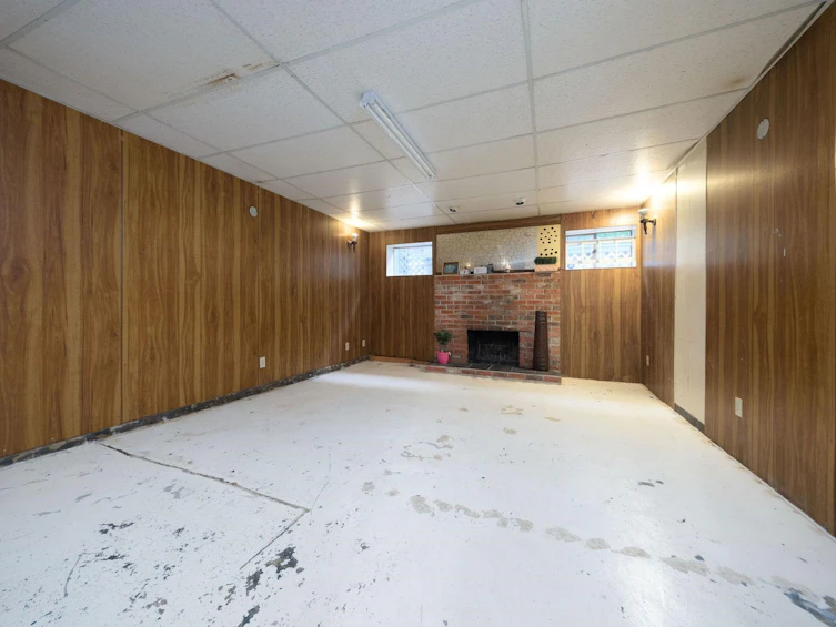 6267 Dawson Street, Burnaby, BC, V5B 2W5 - 26