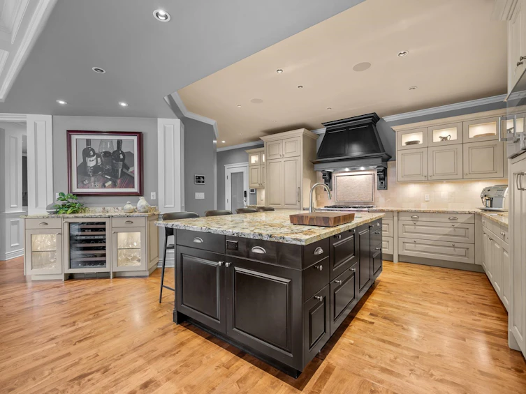 3693 156a Street, Surrey, BC, V3Z 0L4 - 8