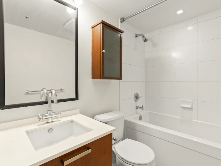 2204-1255 Seymour Street, Vancouver, BC, V6B 0H1 - 21