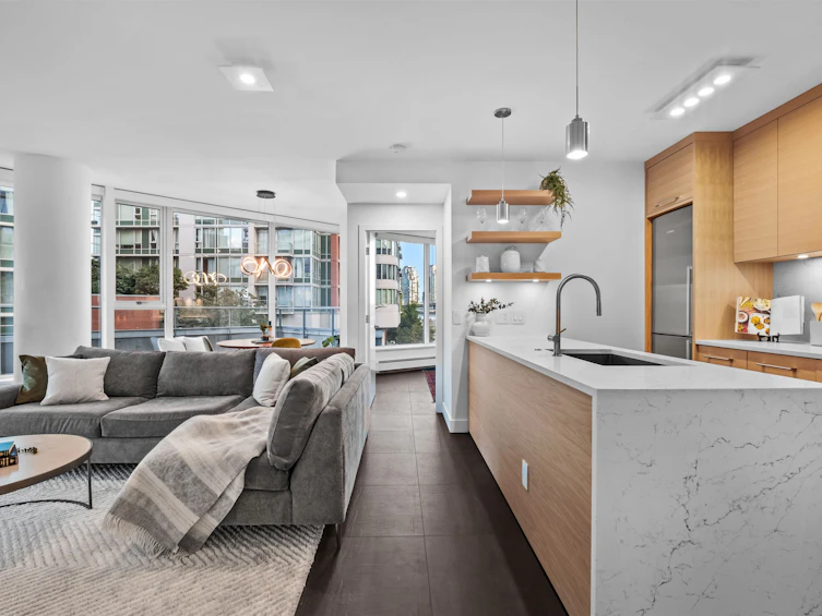 202-689 Abbott Street, Vancouver, BC, V6B 0J2 - 26