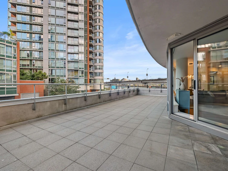 202-689 Abbott Street, Vancouver, BC, V6B 0J2 - 14