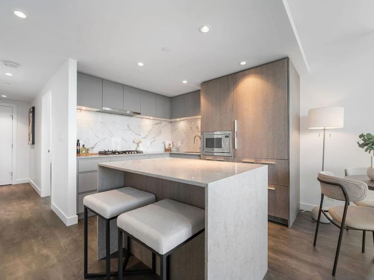 2103-1500 Fern Street, North Vancouver, BC, V7J 1H6 - 10