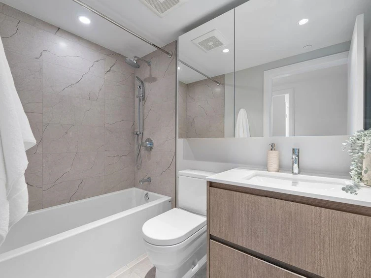 2103-1500 Fern Street, North Vancouver, BC, V7J 1H6 - 21