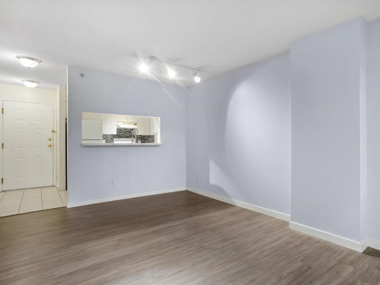 210-3489 Ascot Place, Vancouver, BC, V5R 6B6 - 13