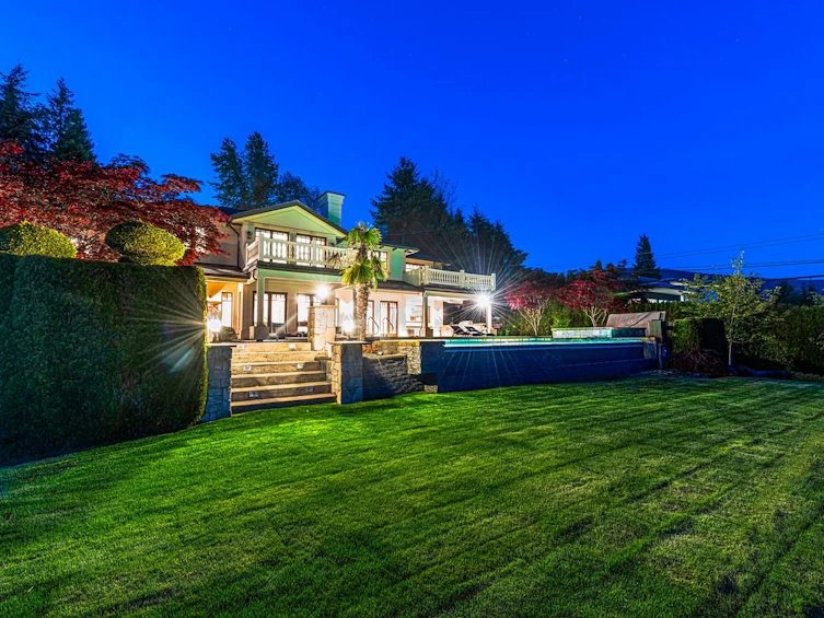 1069 Groveland Road, West Vancouver, BC, V7S 1Z3 - 2