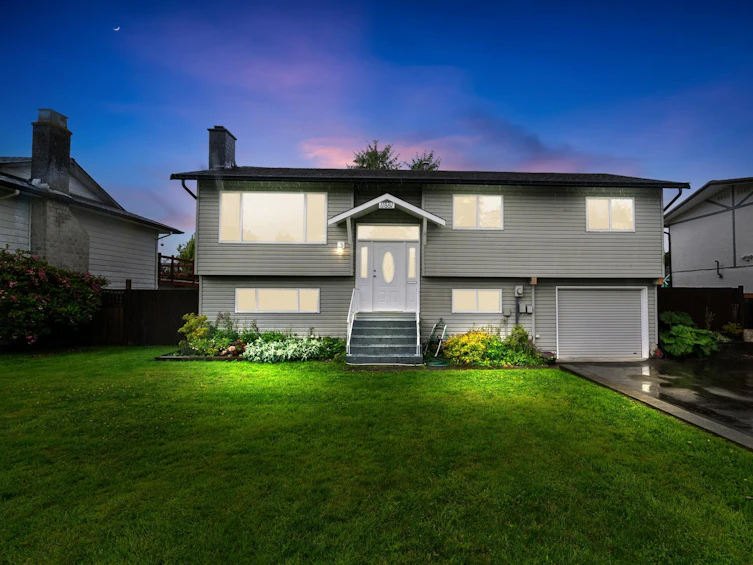 11881 Gee Street, Maple Ridge, BC, V2X 7L8