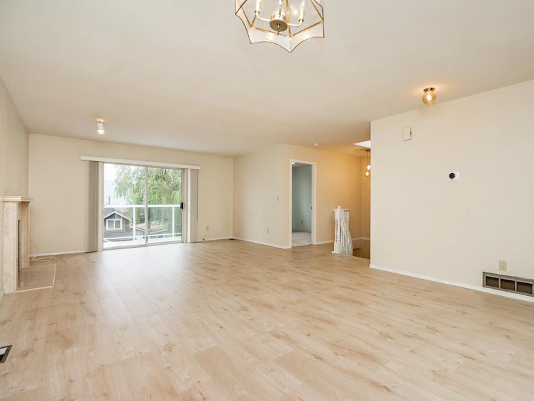 21 North Stratford Avenue, Burnaby, BC, V5B 1L1 - 10