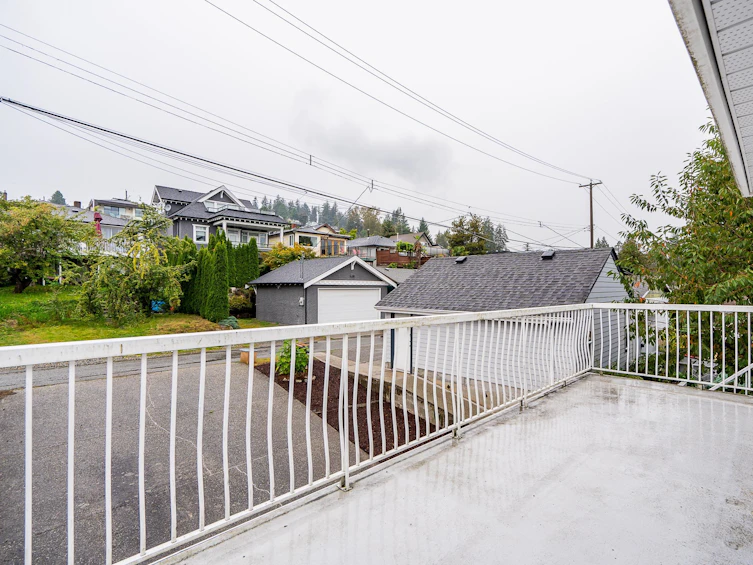 21 North Stratford Avenue, Burnaby, BC, V5B 1L1 - 23