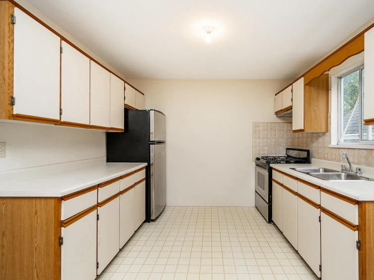 21 North Stratford Avenue, Burnaby, BC, V5B 1L1 - 28