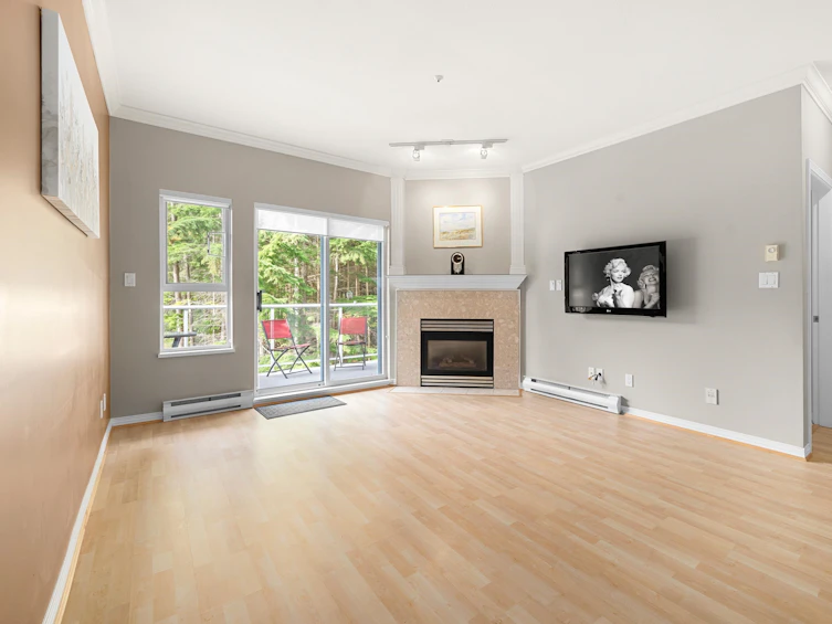 304-1281 Parkgate Avenue, North Vancouver, BC, V7H 3A3 - 2