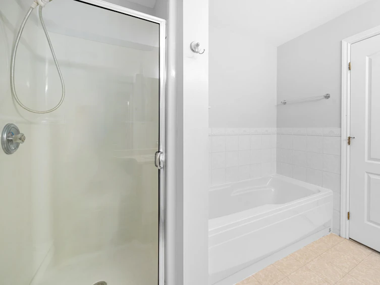 304-1281 Parkgate Avenue, North Vancouver, BC, V7H 3A3 - 23