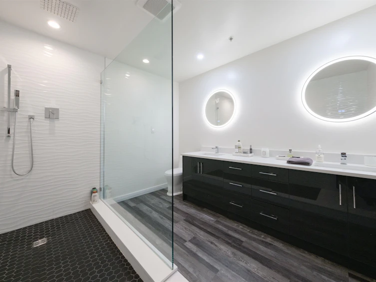 11-1182 Quebec Street, Vancouver, BC, V6A 4B2 - 12
